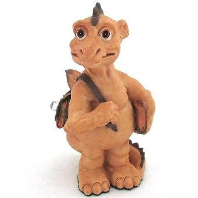 Krystonia ENGLAND Figurine Learning Gweat Pultzr Dragon
