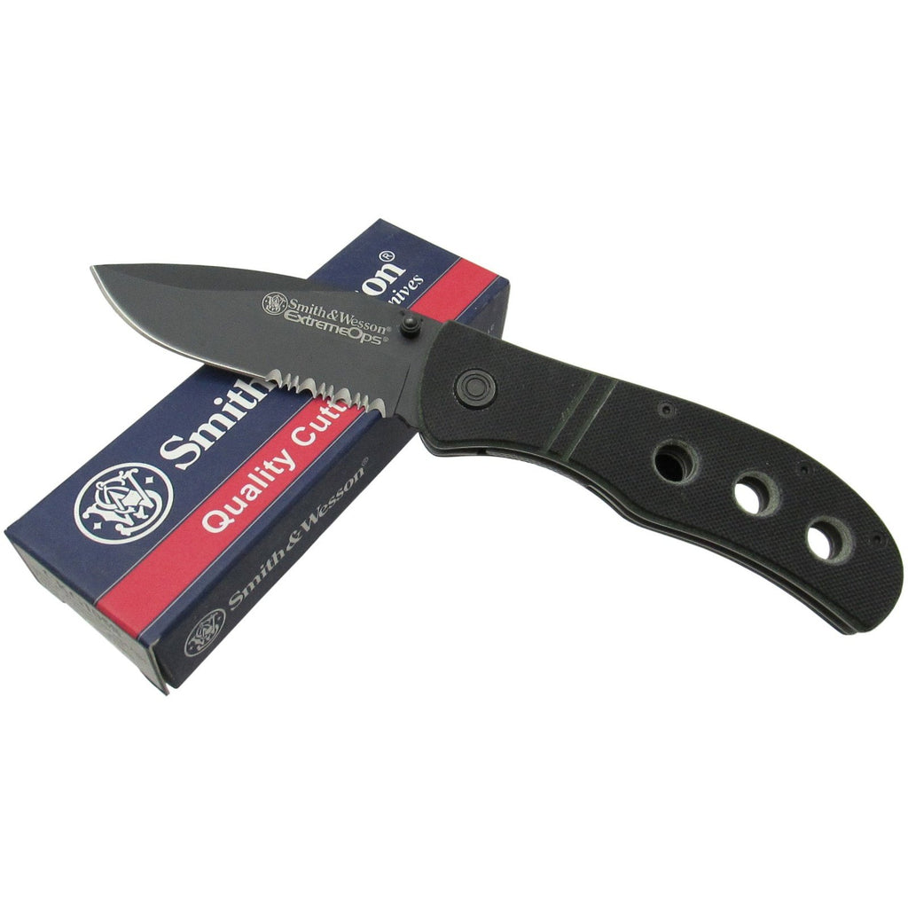 Smith Wesson CKG Extreme Ops Folder, Handle, Serrated Edge